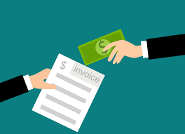 Pra você ter uma ideia, iniciantes costumam ganhar entre R$ 300 e R$ 1.500 por mês, pegando projetos pequenos.